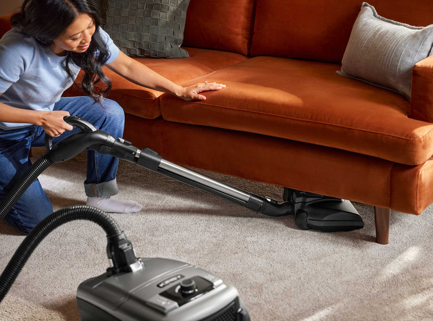C550 Premium Canister Vacuum with Multi-Surface Power Nozzle