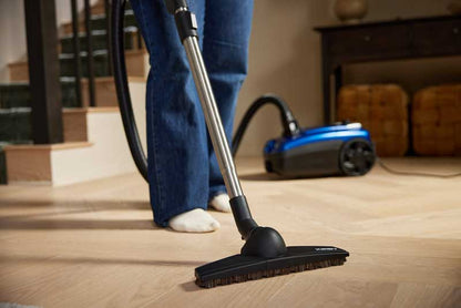 C550 Premium Canister Vacuum with Multi-Surface Power Nozzle