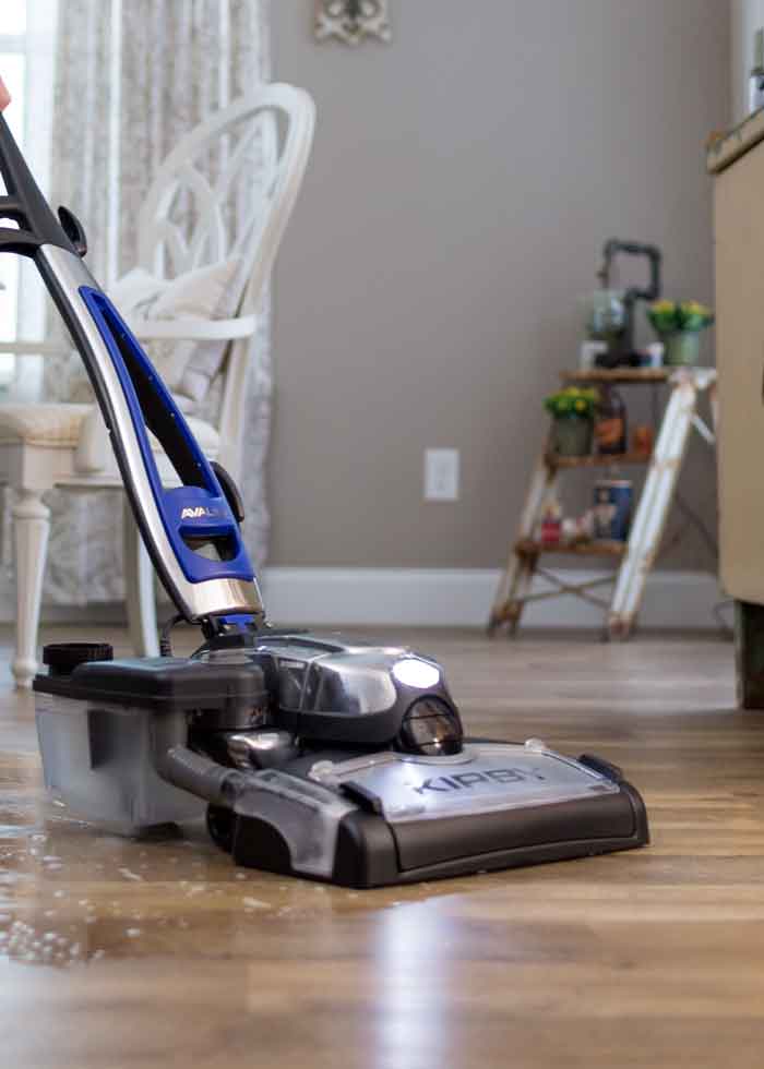  Vacuums & Floor Cleaning Machines